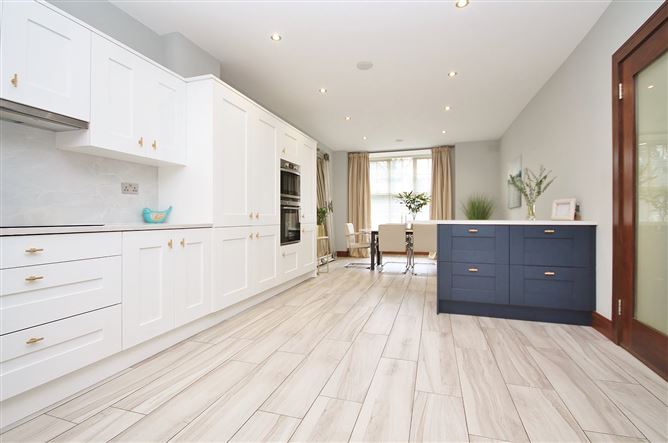 5 Brownsbarn Wood, Kingswood, Dublin 22