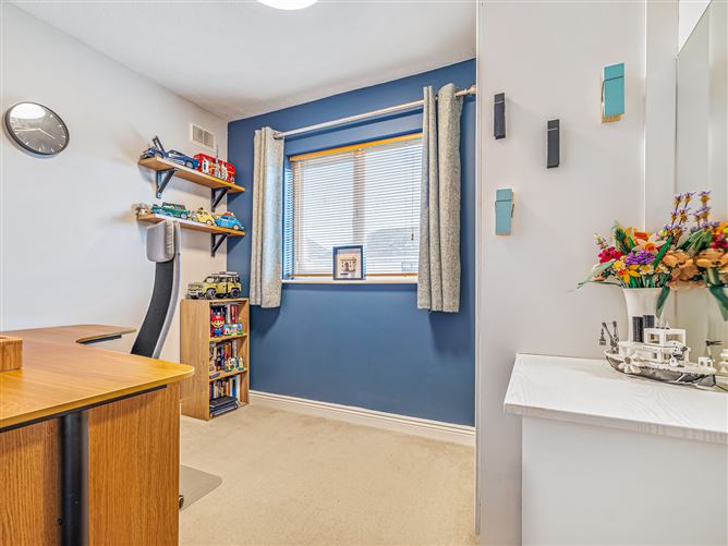 10 Parklands Avenue, Ballycullen,   Dublin 24