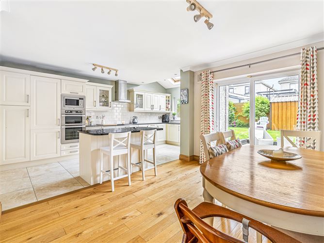 10 Parklands Avenue, Ballycullen,   Dublin 24