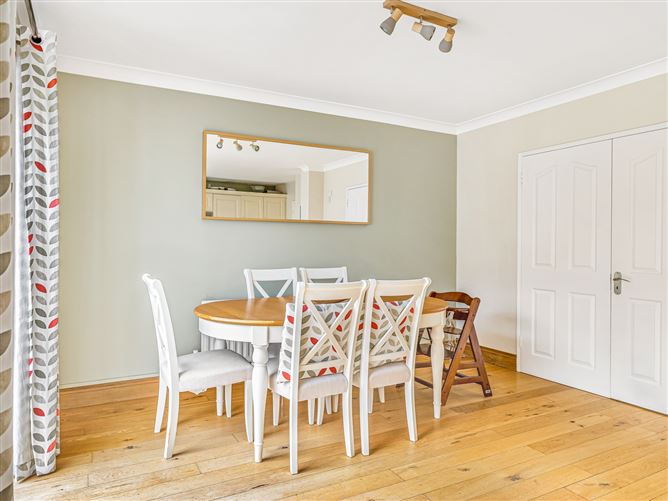 10 Parklands Avenue, Ballycullen,   Dublin 24