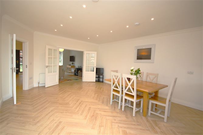 2 The Grove, Brownstown Lower, Curragh, Kildare