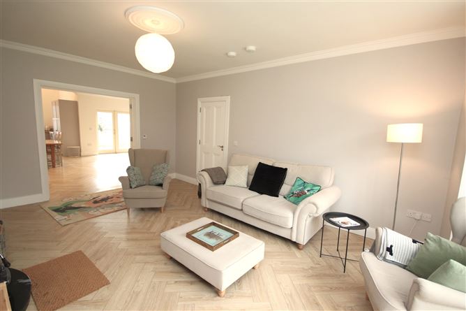 2 The Grove, Brownstown Lower, Curragh, Kildare