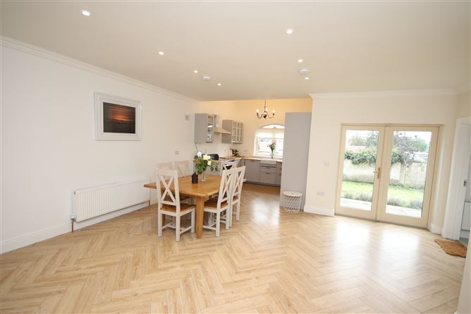 2 The Grove, Brownstown Lower, Curragh, Kildare