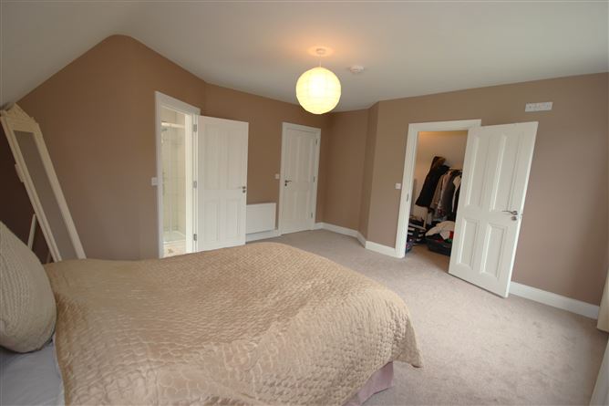 2 The Grove, Brownstown Lower, Curragh, Kildare