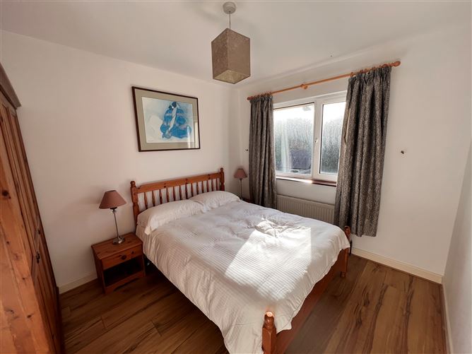 15 Monastery Gardens, Kinsale, Cork