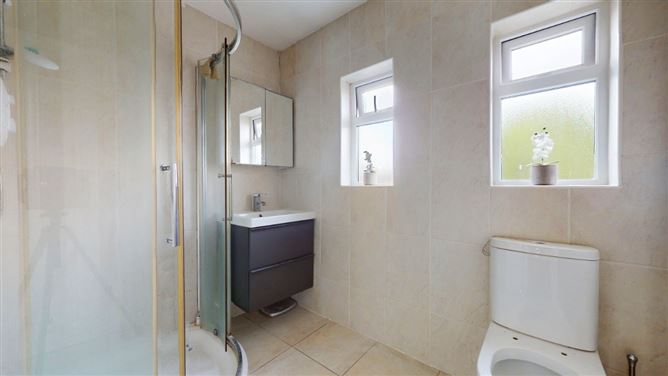 63 Woodview Grove, Dublin 15, Dublin