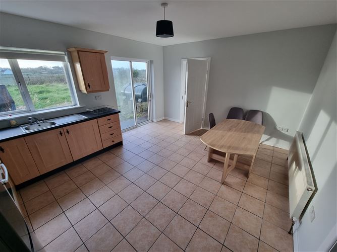 1, 2, 3, 4, 5 2 Lislaughtin, BallyLongford, Co. Kerry