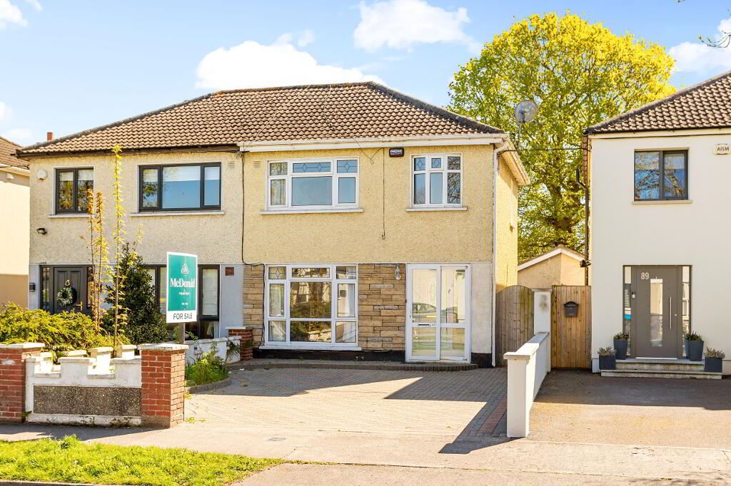 87 Hillcrest Drive, Hillcrest, Lucan, Dublin