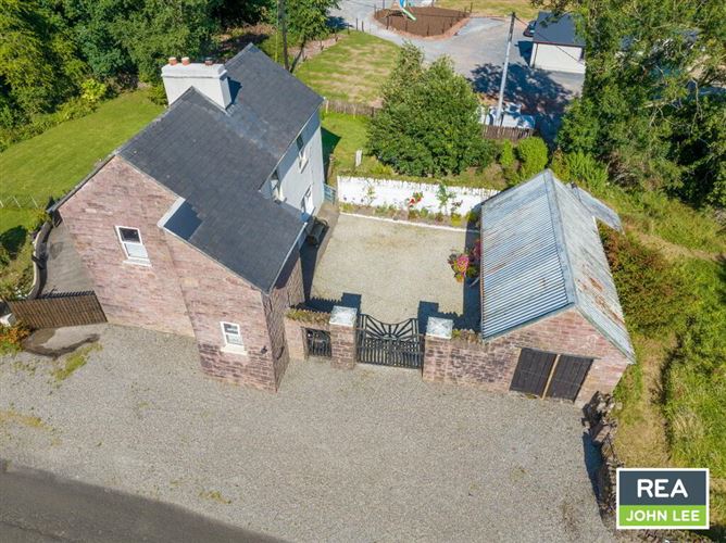 Avalon House, Killoscully, Newport, Tipperary