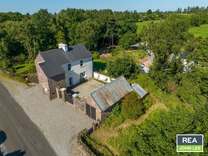 Avalon House, Killoscully, Newport, Tipperary