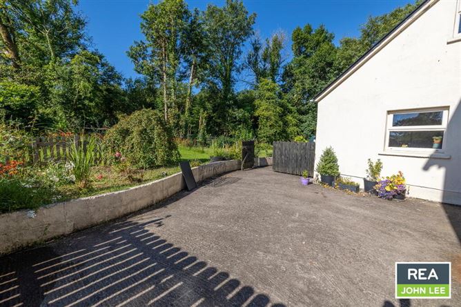 Avalon House, Killoscully, Newport, Tipperary