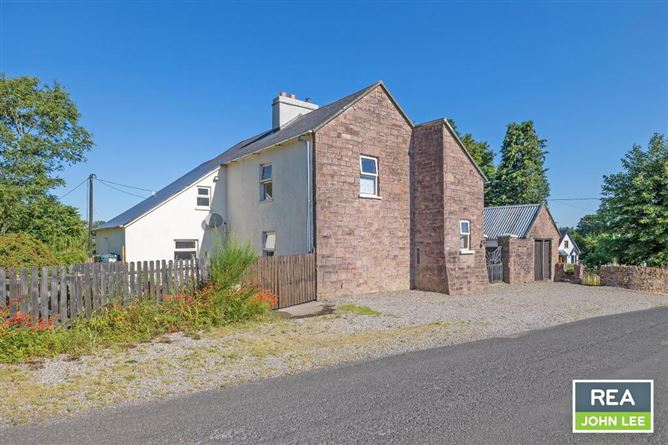 Avalon House, Killoscully, Newport, Tipperary