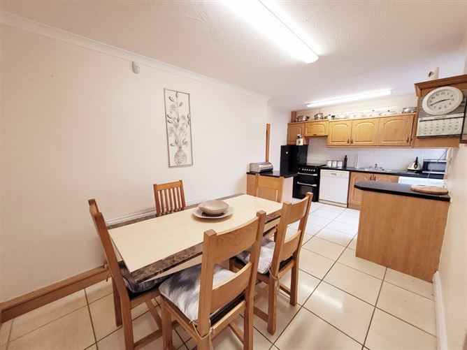 35 Argideen Lawn, Togher, Cork