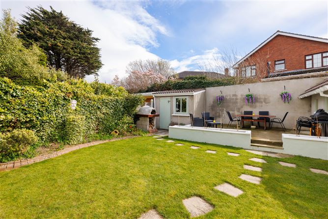 6 Ballyolaf Manor, Dundrum, Dublin 16