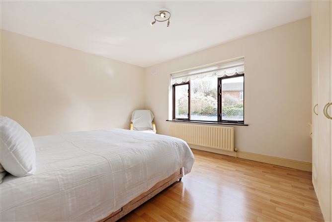 6 Ballyolaf Manor, Dundrum, Dublin 16