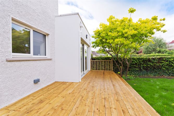 2 Serpentine Park, Sandymount, Dublin 4