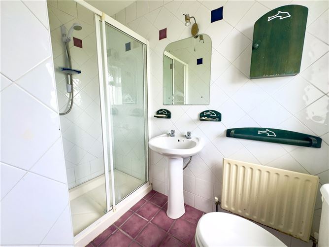 Pollnahallia, Belclare, Caherlistrane, Tuam, Co. Galway