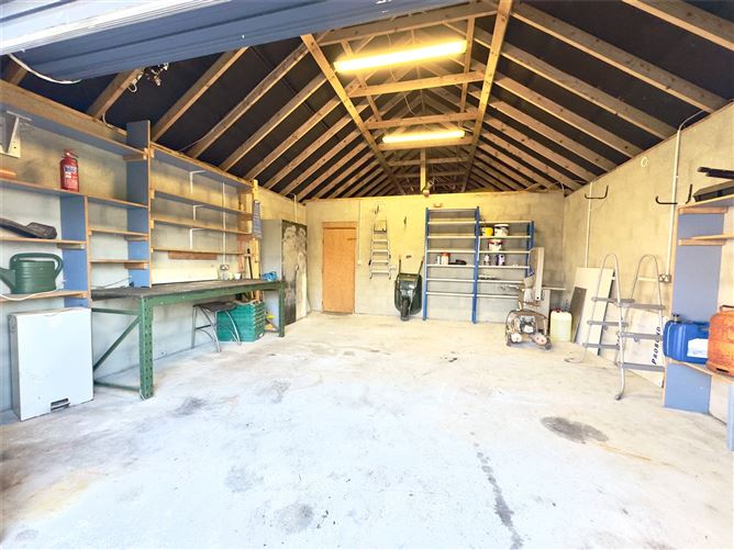 Pollnahallia, Belclare, Caherlistrane, Tuam, Co. Galway