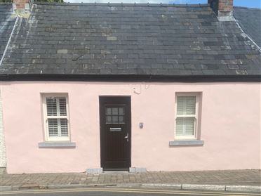 2 Upper John Street , The Green , Cashel, Cashel, Tipperary, E25W135