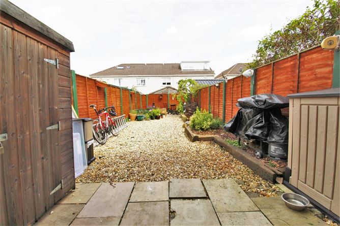 5 Linnetfields Rise, Clonee, Dublin 15