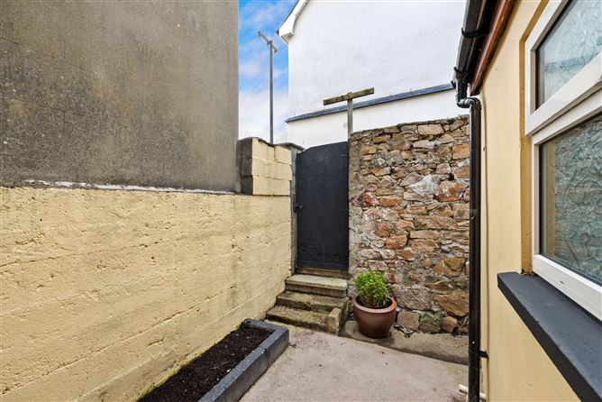 37 St. Kevin's Square, Bray, Wicklow