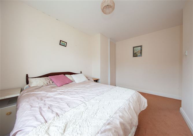 126 Hollybrook Park, Bray, Wicklow