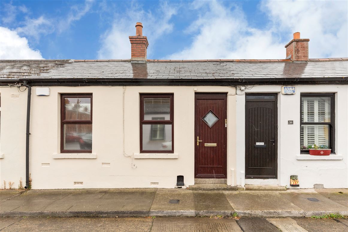 35 Harold's Cross Cottages , Harold's Cross,   Dublin 6W