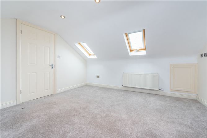https://photos-a.propertyimages.ie/media/5/6/4/4942465/373f11c5-a415-4124-a9ba-e75f357b3898_l.jpg
