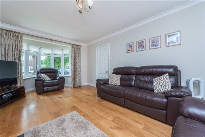 https://photos-a.propertyimages.ie/media/5/6/4/4942465/373f11c5-a415-4124-a9ba-e75f357b3898_l.jpg