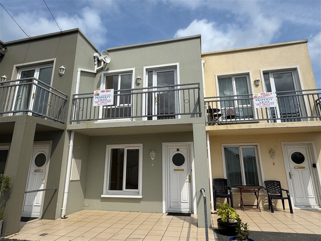 Ref 1197 - 4 Centre Point, Waterville, Kerry