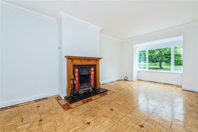 https://photos-a.propertyimages.ie/media/5/6/4/4956465/4b75810d-eafb-49de-8797-5c6635b3d731_l.jpg
