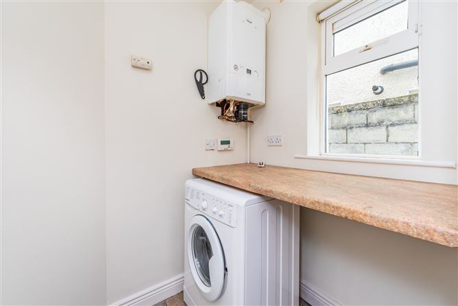 https://photos-a.propertyimages.ie/media/5/6/4/4956465/4b75810d-eafb-49de-8797-5c6635b3d731_l.jpg