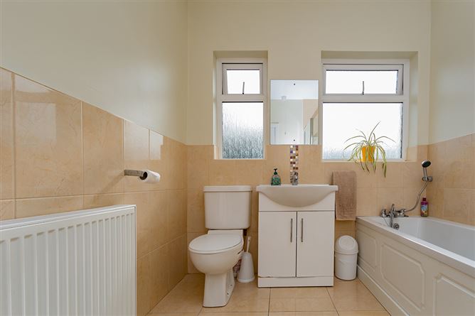 17 Lissadel Road, Drimnagh, Dublin 12