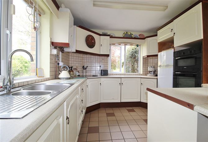 74 Dollymount Avenue, Clontarf, Dublin 3