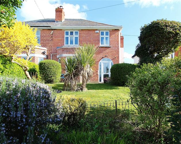 74 Dollymount Avenue, Clontarf, Dublin 3
