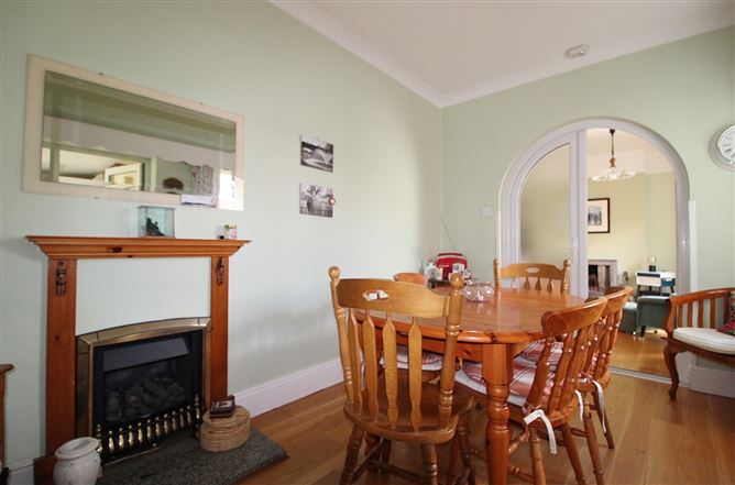 74 Dollymount Avenue, Clontarf, Dublin 3