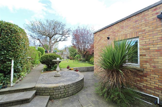 74 Dollymount Avenue, Clontarf, Dublin 3