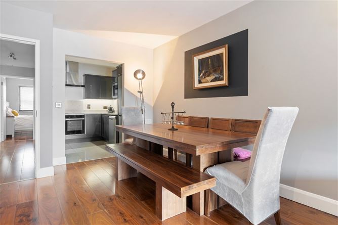 4 Burton House, Custom House Square, Mayor Street Lower, IFSC