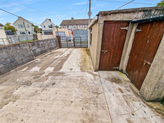 31 Church Drive, Clarecastle, Ennis, Co. Clare