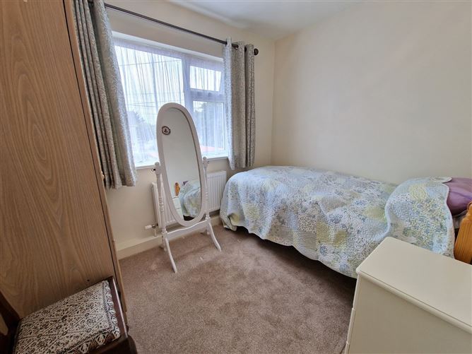 31 Church Drive, Clarecastle, Ennis, Co. Clare