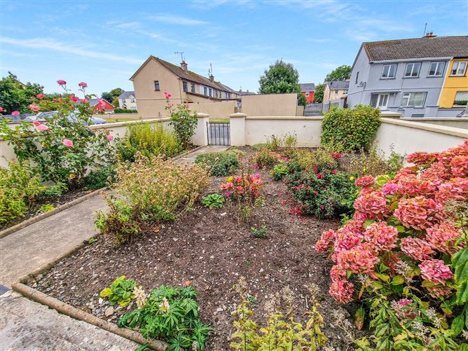 31 Church Drive, Clarecastle, Ennis, Co. Clare