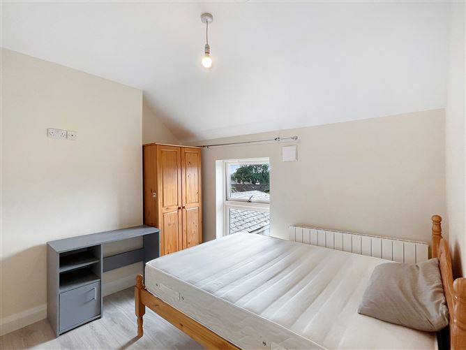 100 Bohermore, Galway
