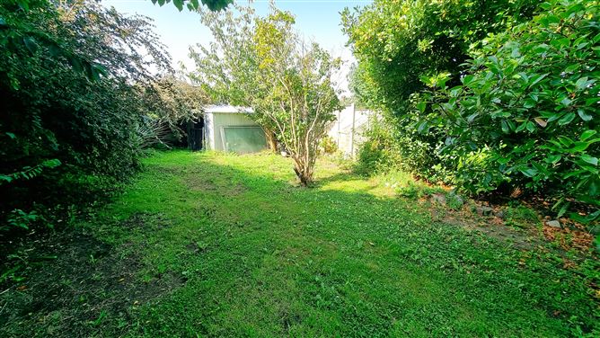 10 Taney Grove, Goatstown,   Dublin 14