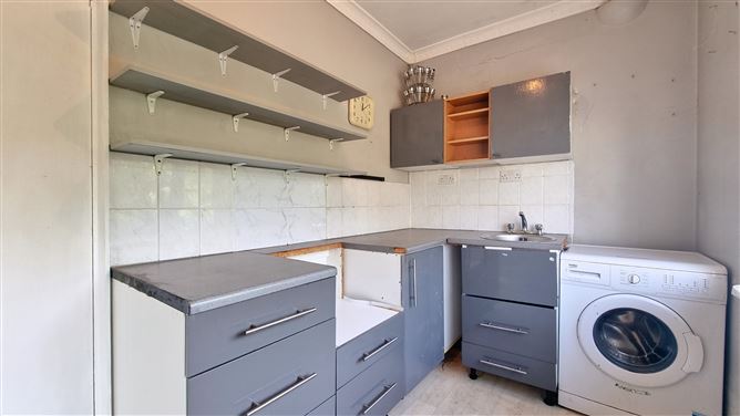 10 Taney Grove, Goatstown,   Dublin 14