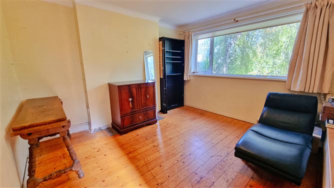 10 Taney Grove, Goatstown,   Dublin 14
