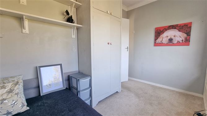 10 Taney Grove, Goatstown,   Dublin 14