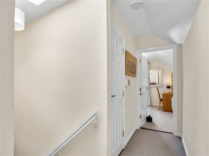 6 Clifden Court, Bridge Street, Clifden, Galway