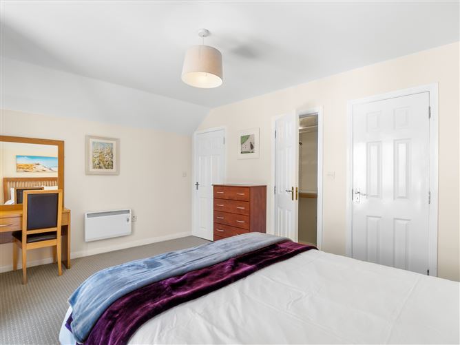 6 Clifden Court, Bridge Street, Clifden, Galway