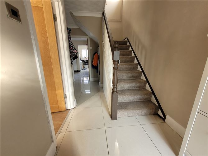241 Brookville, Drogheda, Louth