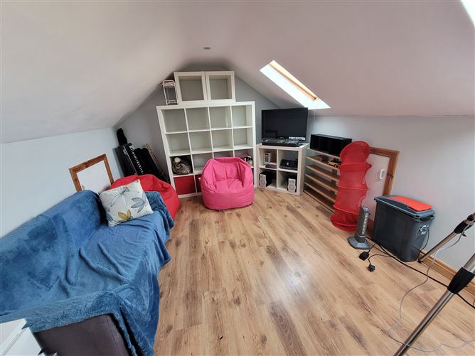 241 Brookville, Drogheda, Louth